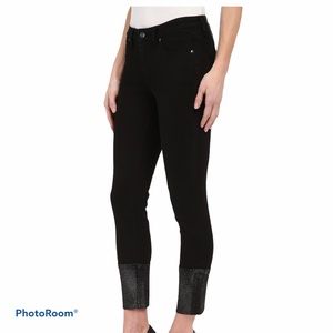 Jag Black Mid-Rise Slim Ankle Jeans w glitter cuff